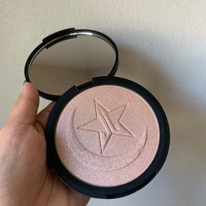 Jeffree Star Skin Frost Highlighter